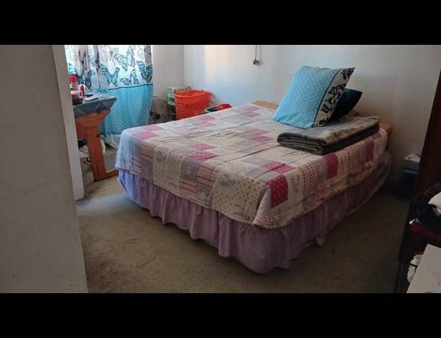4 BEDROOM HOUSE FOR SALE IN CROFTDENE